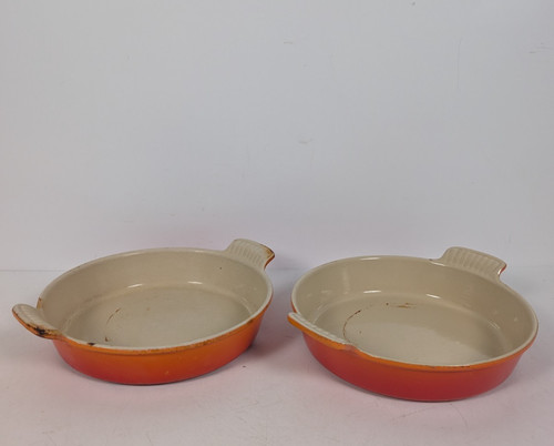 Lovely creuset orange - 2x,