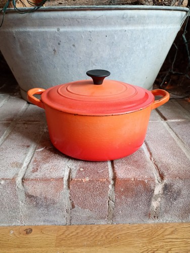 Vintage creuset cast iron - creuset,