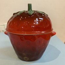 Le Creuset Strawberry