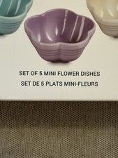 Le Creuset Set of 5 Mini