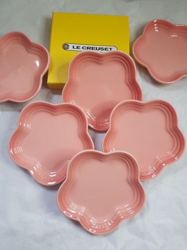 Crueset set plates in - set,